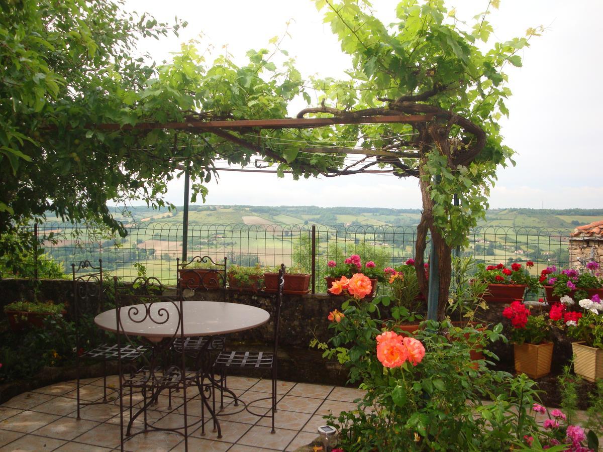 D'Ici Et D'Ailleurs Acomodação com café da manhã Cordes-sur-Ciel Exterior foto